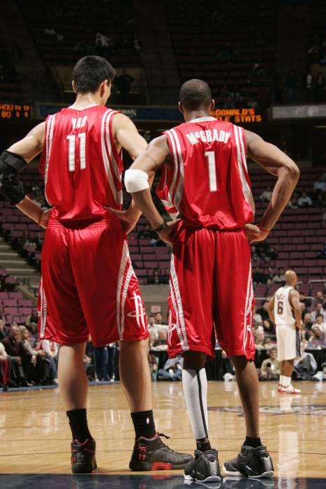 劣势经济局 劣势经济局