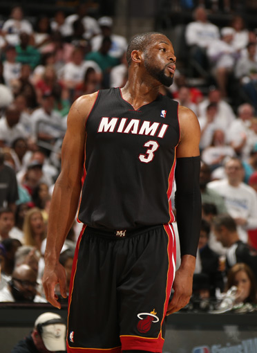 西足总遭双 西足总遭双