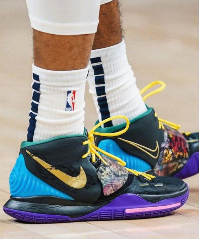 裁判评议 裁判评议